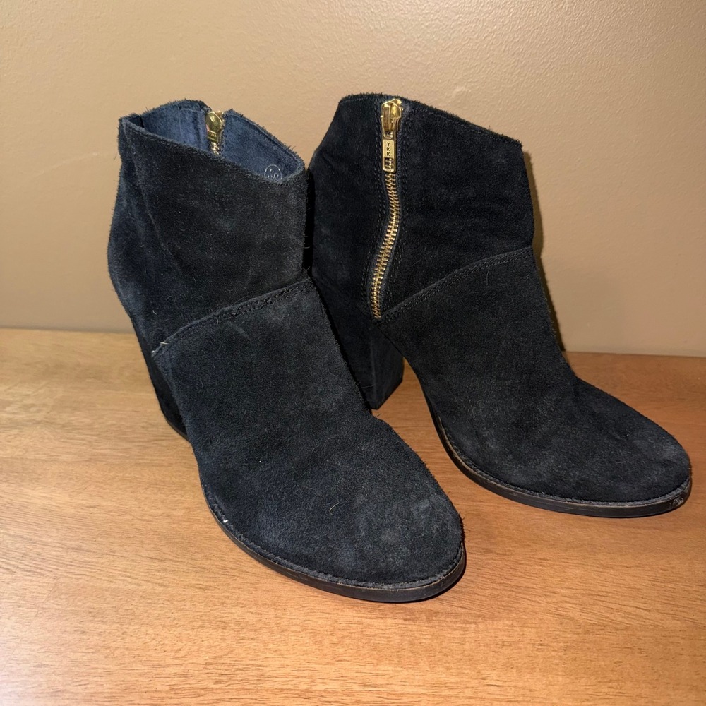 Steve Madden Black Suede Block Heel Ankle Booties Gold Zip Size 38